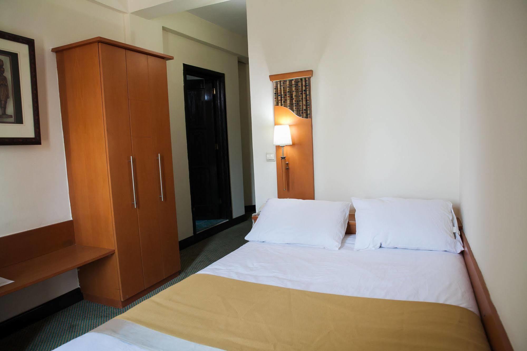 Gorillas City Centre Hotel 키갈리 외부 사진